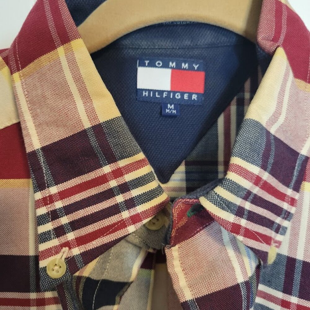 Tommy Hilfiger Classic Plaid Button-Down Shirt – Size M - Picture 4 of 5